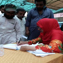 Free eye camp in Lyari, Karachi