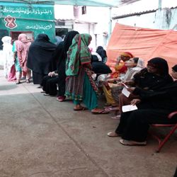 Free eye camp in Lyari, Karachi